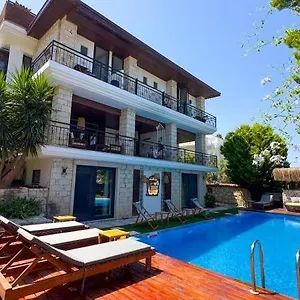 Mila Alacati Otel