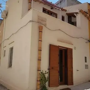 La Perla Bianca , Castellammare del Golfo Italia